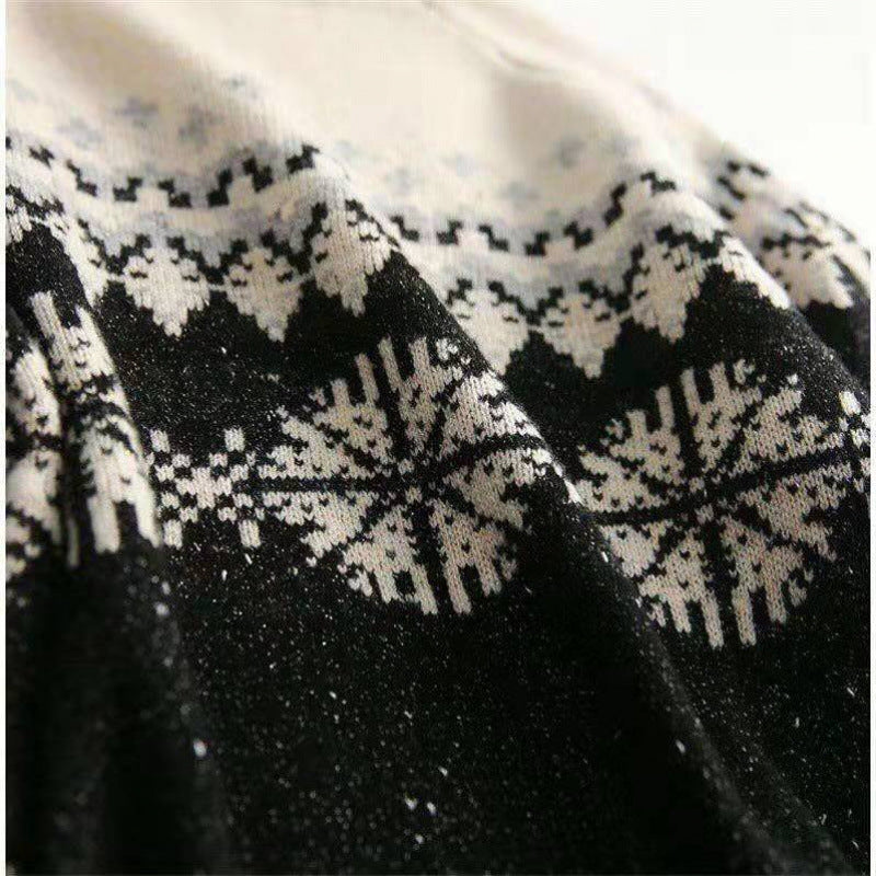 Autumn And Winter Spring New Half Turtleneck Knitted Snowflake Retro Loose Sweater